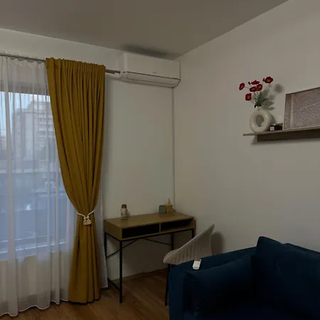 Apartment Like *